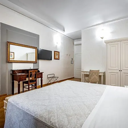 Alessandra Hotel 2*