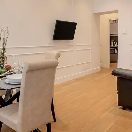 Charm Apartment