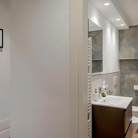 Apartment Charm