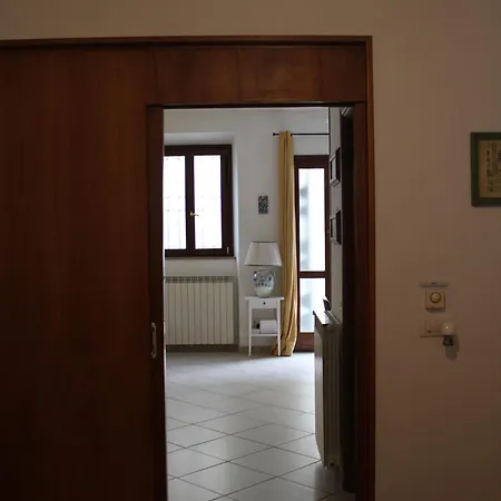 Officina 32 *