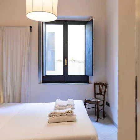 Sant'ambrogio Cozy House Apartment *