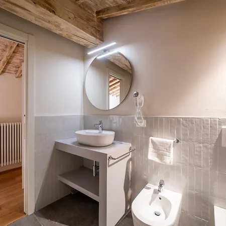 Residenza D'epoca Palazzo Salviati Quaratesi *