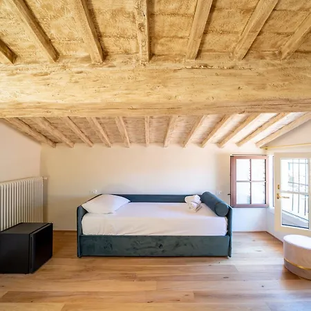 Residenza D'epoca Palazzo Salviati Quaratesi Guest house Florence