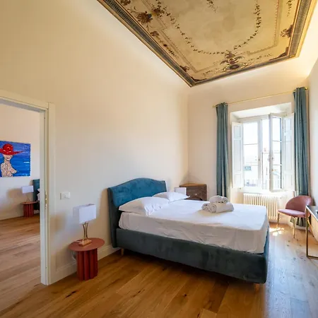 Guest house Residenza D'epoca Palazzo Salviati Quaratesi