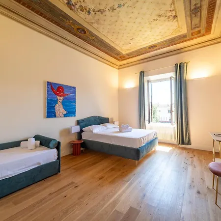 Residenza D'epoca Palazzo Salviati Quaratesi Guest house