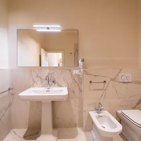 Guest house Residenza D'epoca Palazzo Salviati Quaratesi Florence