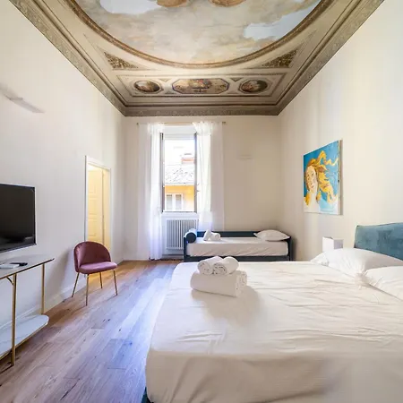 Residenza D'epoca Palazzo Salviati Quaratesi Guest house