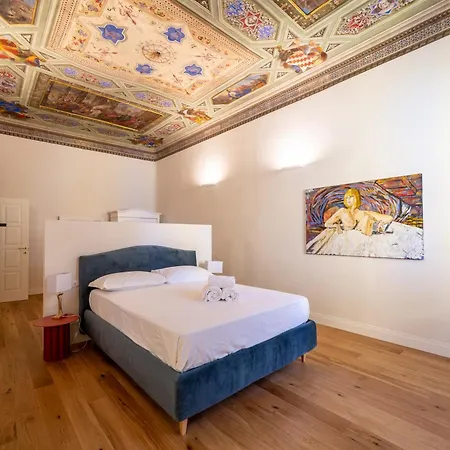 Residenza D'epoca Palazzo Salviati Quaratesi Guest house