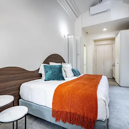Aparthotel Dimora Collection - Le Corti - Boutique Luxury In A Restored 13th Century Convent, With Sauna And Gym (adults Only)