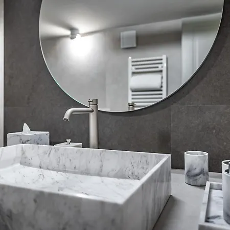 Dimora Collection - Le Corti - Boutique Luxury In A Restored 13th Century Convent, With Sauna And Gym (adults Only) Aparthotel Florence