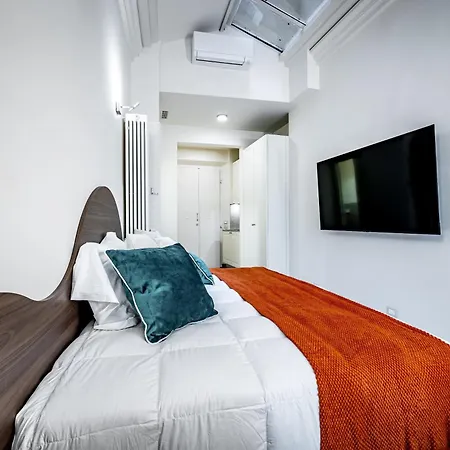 Aparthotel Dimora Collection - Le Corti - Boutique Luxury In A Restored 13th Century Convent, With Sauna And Gym (adults Only) *
