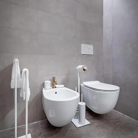 Aparthotel Dimora Collection - Le Corti - Boutique Luxury In A Restored 13th Century Convent, With Sauna And Gym (adults Only) *