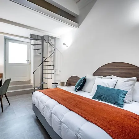 Dimora Collection - Le Corti - Boutique Luxury In A Restored 13th Century Convent, With Sauna And Gym (adults Only) Aparthotel Florence