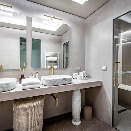 Dimora Collection - Le Corti - Boutique Luxury In A Restored 13th Century Convent, With Sauna And Gym (adults Only) Aparthotel