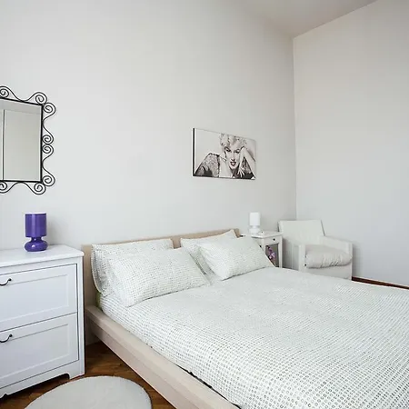 Apartment La Gare