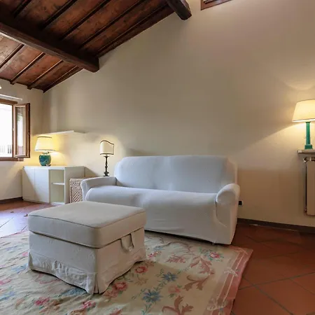 San Frediano Comfortable Apartment *