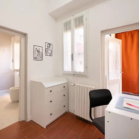 Keys Of Italy - Allegri 11 - 2 Bedrooms Nearby Santa Croce Apartment Florence