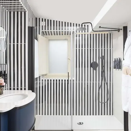 Anglo American Florence, Curio Collection By Hilton 5* Florence