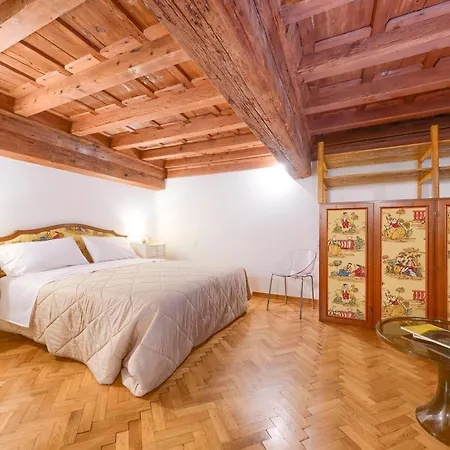 La Casa Di Dante Alighieri * Florence