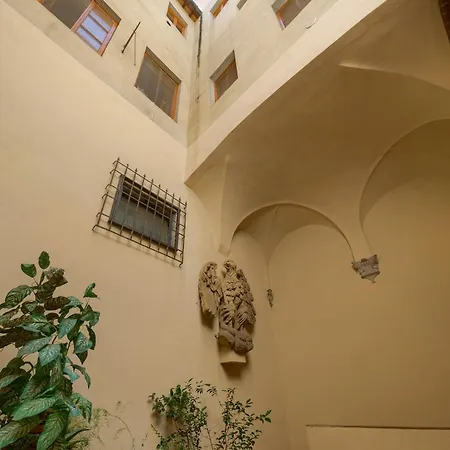 La Casa Di Dante Alighieri * Florence