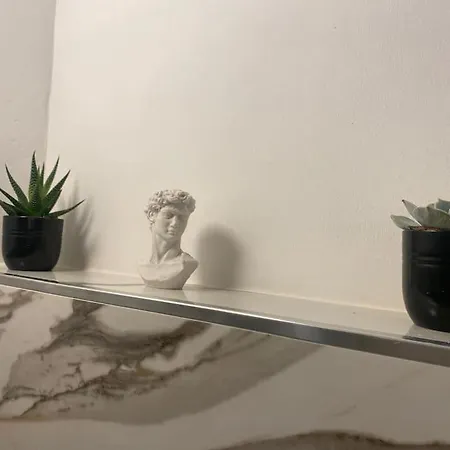Apartment Flat In Centro Storico La Casa Di Luna