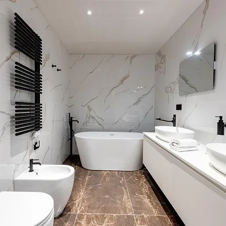 Appartamento Deluxe Flat In Center *
