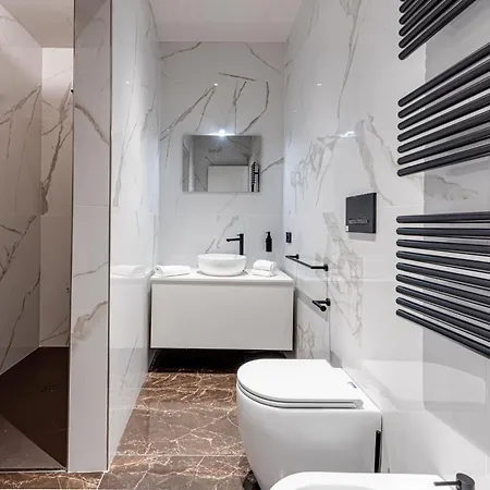 Appartamento Deluxe Flat In Center *