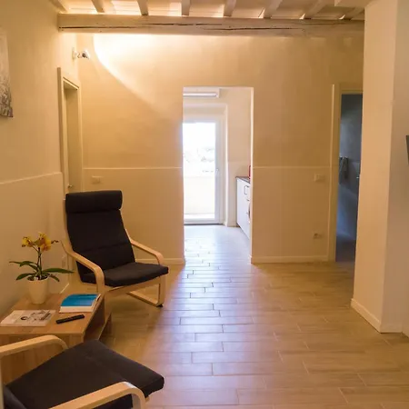 La Nicchia Di Niccolo Apartament *