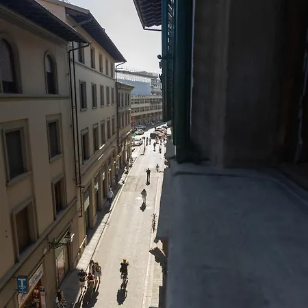 Apartment Palazzo Fioravanti In Centro A Florence