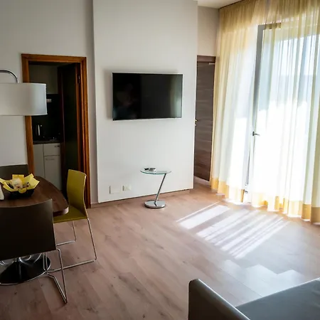 Aparthotel Porta Al Prato 4*