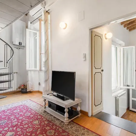 Belle Donne Apartment Florence