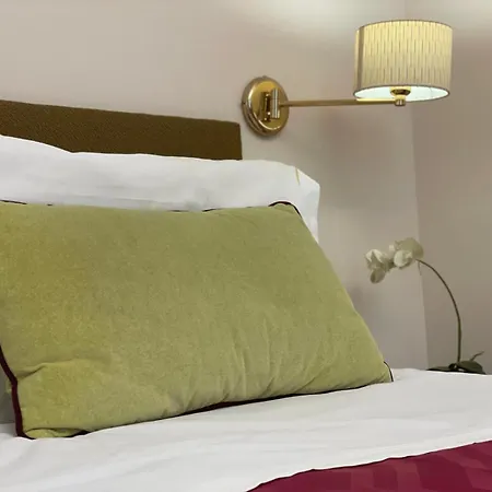 Hotel Maxim Axial