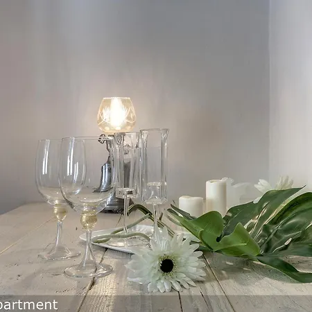 Apartment Jake & Francis By Mamo *
