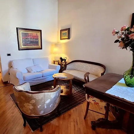 Art Apartment Florence