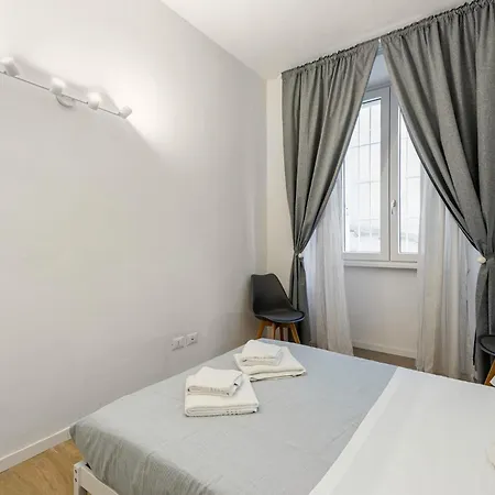 Giardino Della Fortezza Modern X6 With Patio Apartment