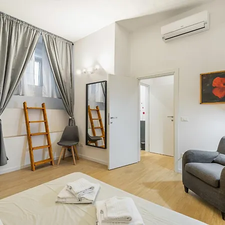 Giardino Della Fortezza Modern X6 With Patio * Florence
