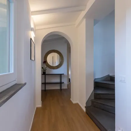 Dora Penthouse Uffizi View Apartment Florence