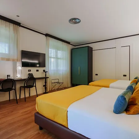 Hotel Joivy Together Florence Urban 4*