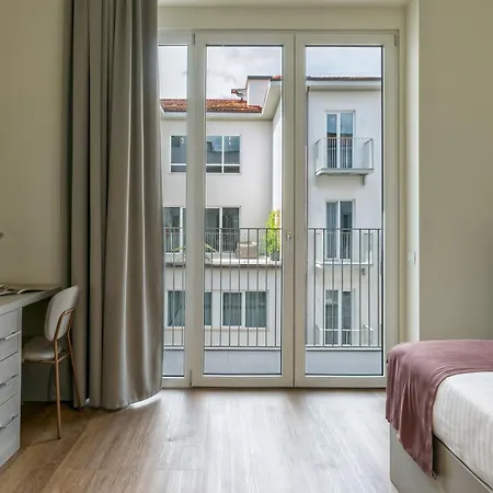Il Santo Hostel *