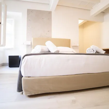 Coco Places Santa Maria Novella, Centro Storico Guest house *