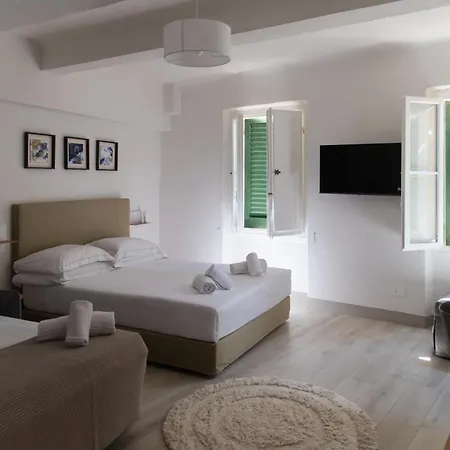 Guest house Coco Places Santa Maria Novella, Centro Storico Florence