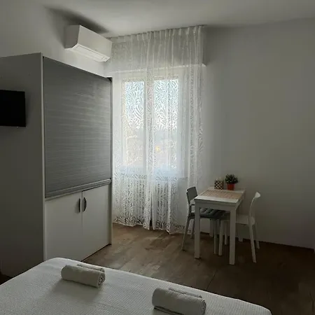 Monolocale Monteverdi * Флоренция
