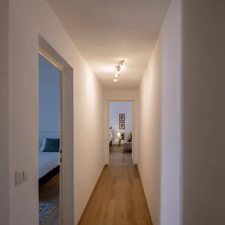 Apartment Tuscan Tempo 2 Double Bedrooms A Stone's Throw From The Center