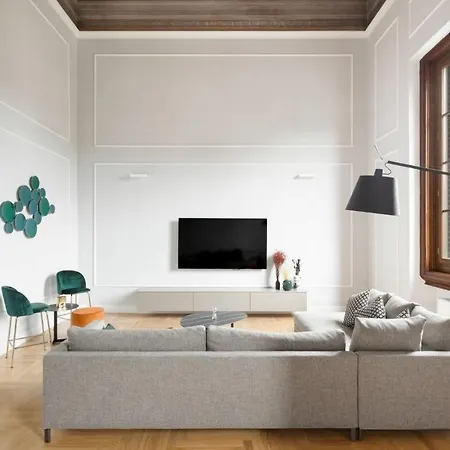 Florence- The Wizard's House 3bd * Флоренция