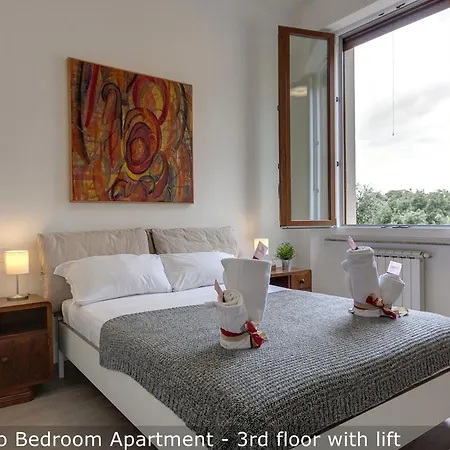 Apartment Cavour By Mamo Florence