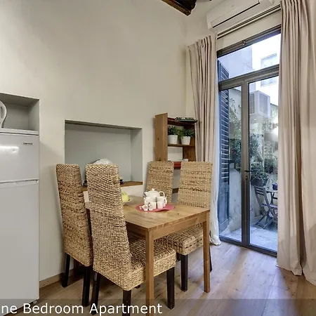 Apartment Charlie's By Mamo *