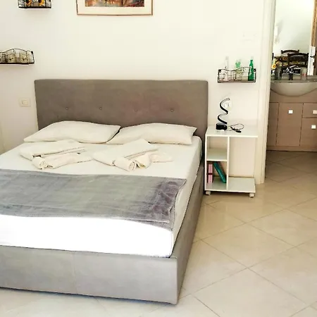 Apartment Il Pentagramma - 15 Minuti Dalla Stazione Smn
