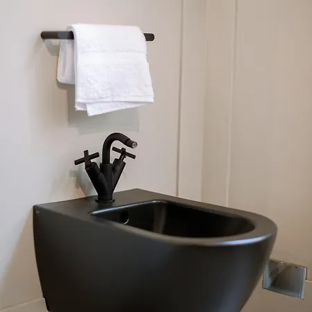 2 Min Duomo - Chic Novella - Parcheggio Apartment
