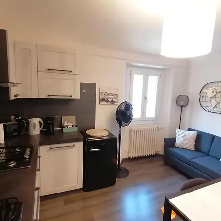 Apartment L'angolo Di - The Corner Florence