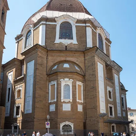 Cathedral Studio, San Lorenzo Apartment Florence